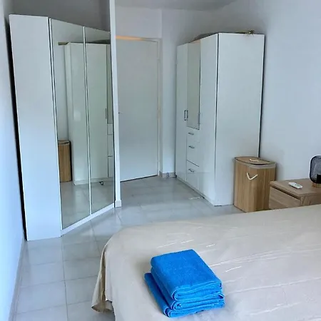Apartment Avec Jardin