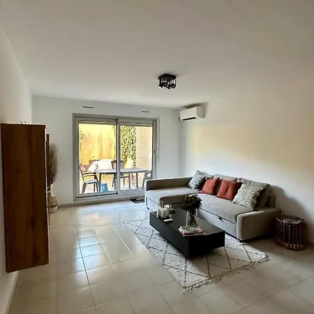 Apartment Avec Jardin *