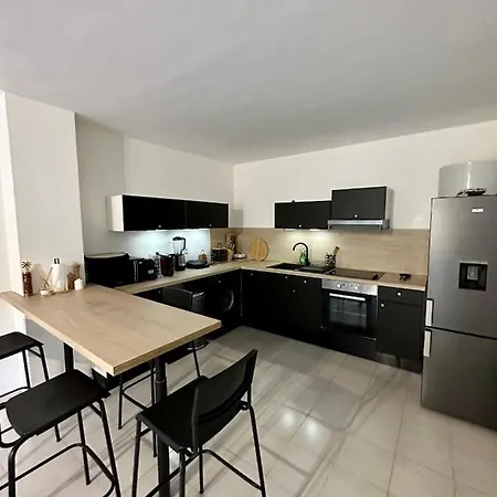 Avec Jardin דירה *